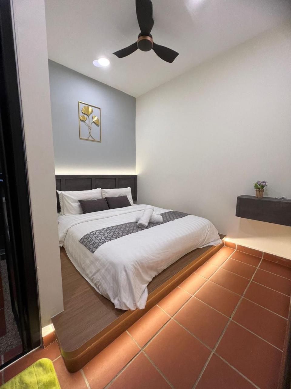 New! 1Min To Jonkerstreet Melaka Loft 4Br 11 Pax Villa Ngoại thất bức ảnh